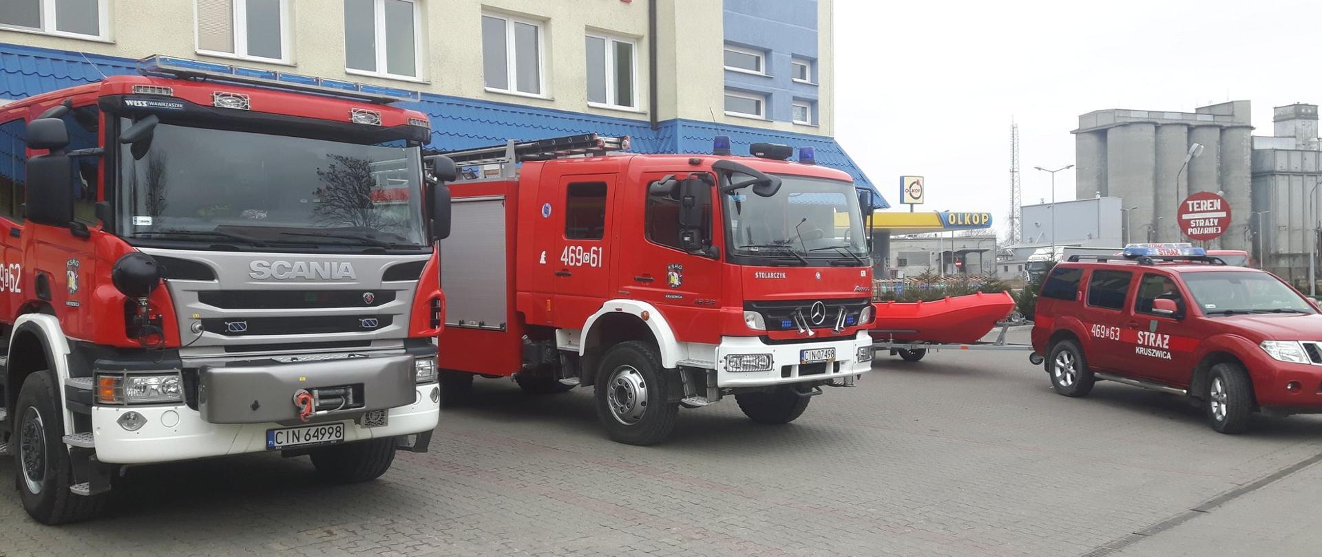 OSP Kruszwica wraz z samochodami