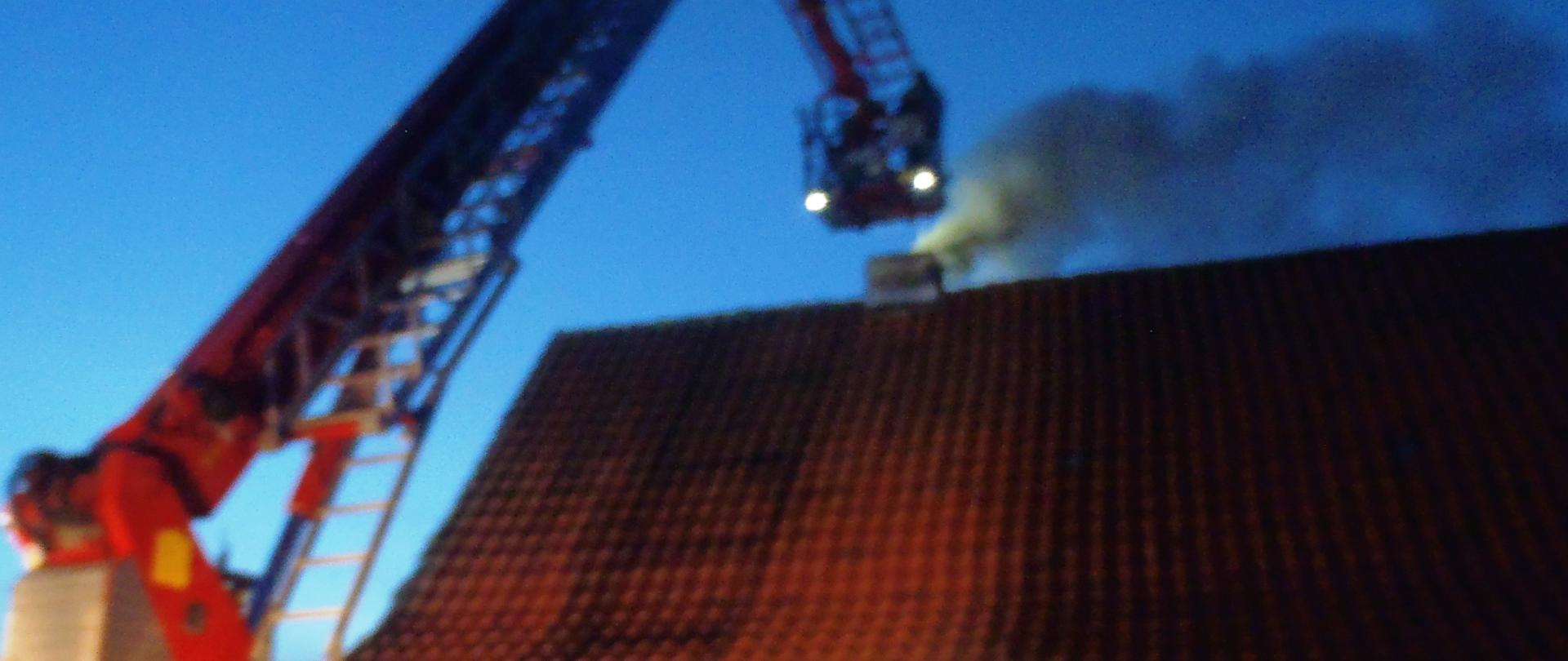 Działania w obrębie palącego się komina