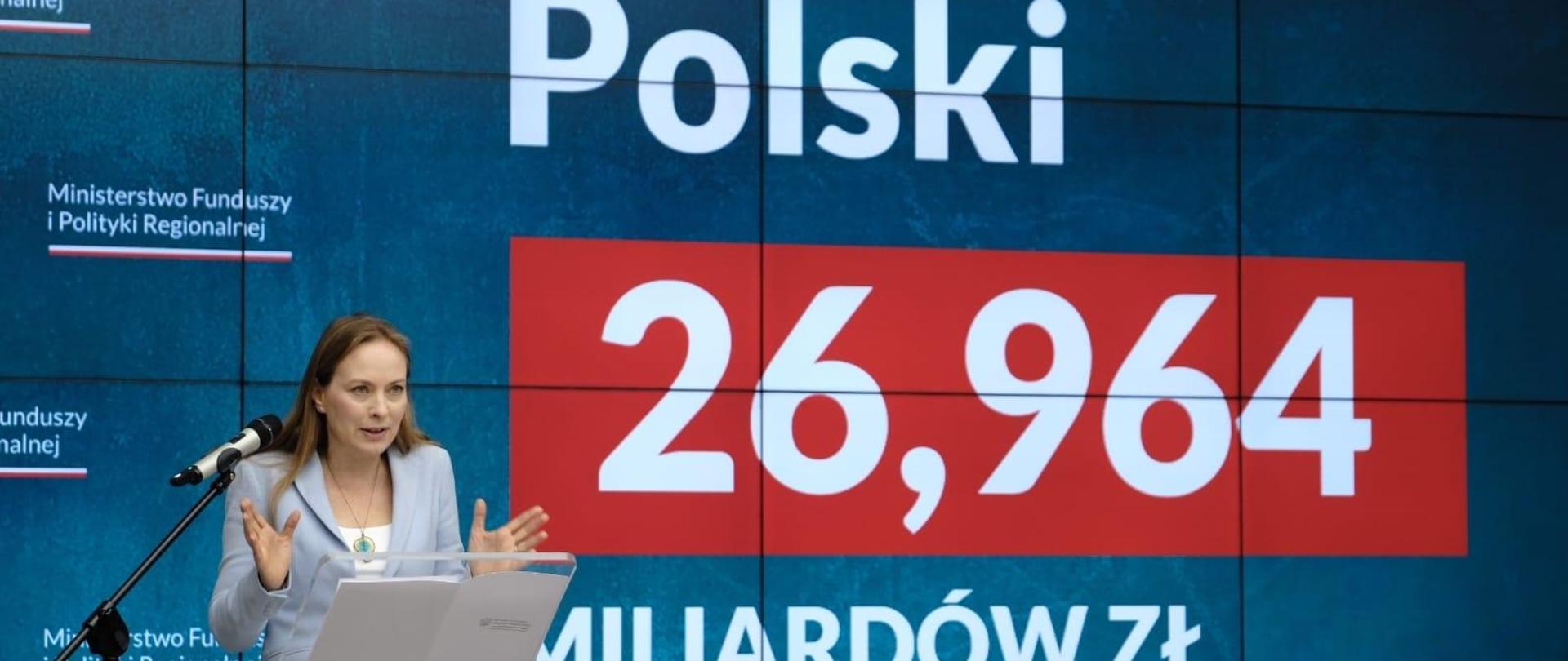 Minister funduszy i polityki regionalnej Katarzyna Pełczyńska-Nałęcz na konferencji prasowej