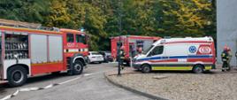 Pożar na terenie Szpitala w Kędzierzynie-Koźlu - ćwiczenia z zakresu ewakuacji pacjentów z zagrożonego budynku. 