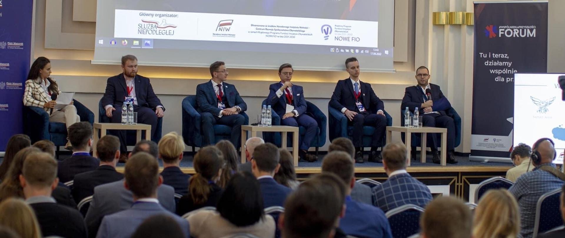 20220917-18_gov_VIII_Forum_WdP