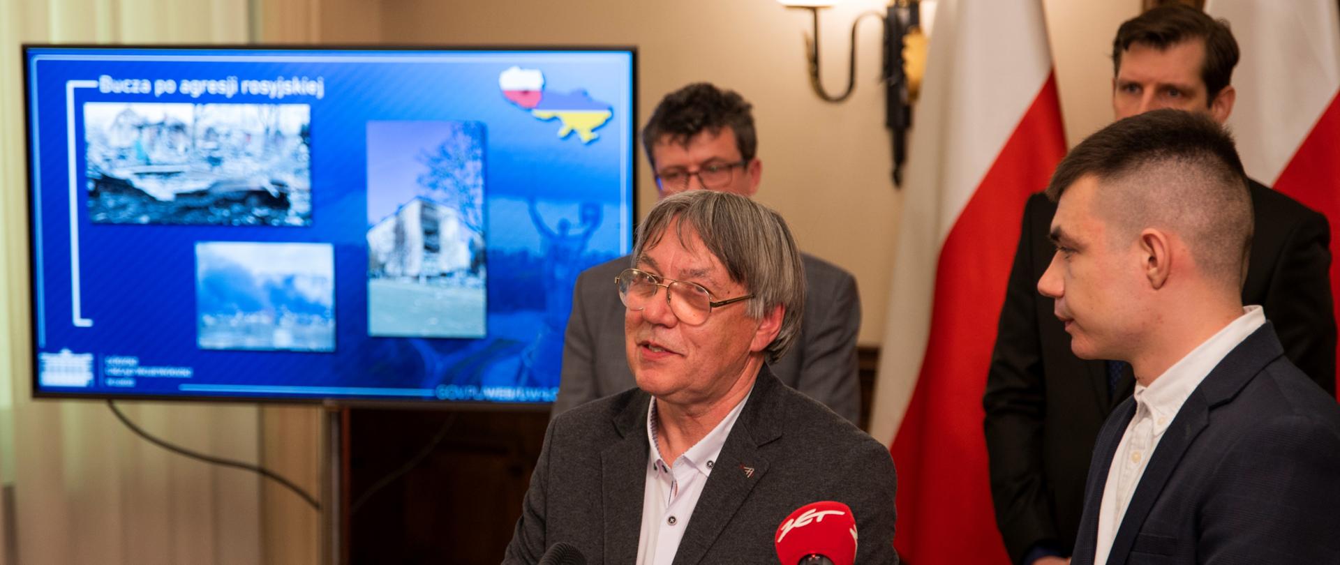 Siergiej Kulida w trakcie konferencji prasowej w Łódzkim Urzędzie Wojewódzkim 