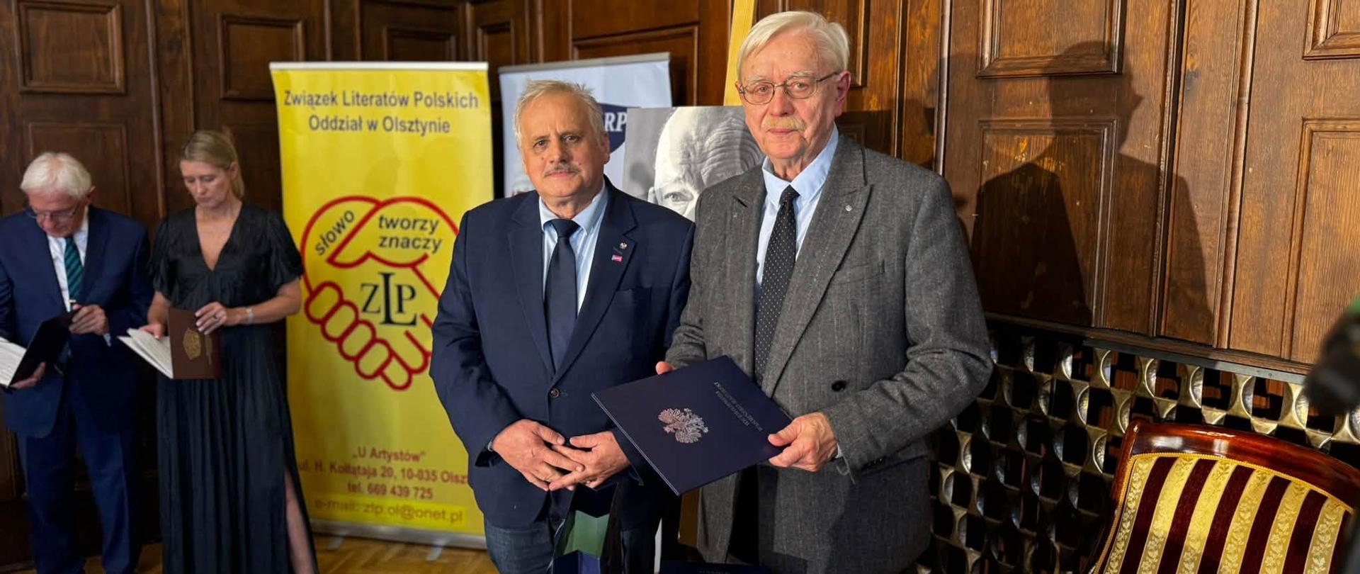 Wicewojewoda Zbigniew Szczypiński na uroczystości wręczenia Nagrody im. Henryka Panasa