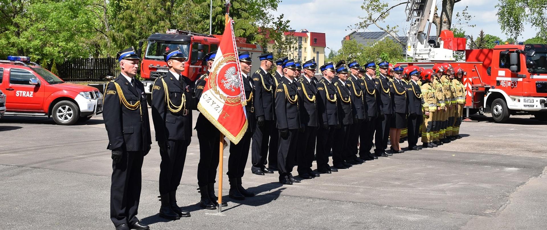 Pododdział iławskich strażaków 