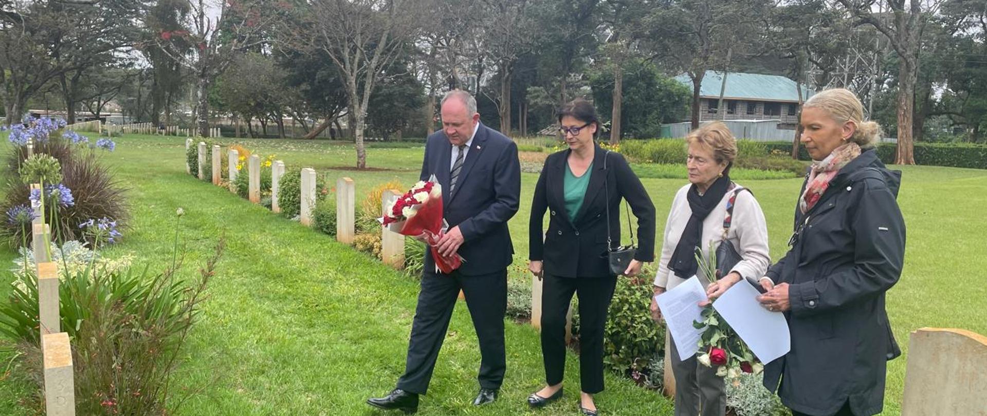 Obchody Dnia Wszystkich Świętych na Cmentarzu Wojennym Wspólnoty Narodów oraz na Cmentarzu Cywilnym Langata w Nairobi
