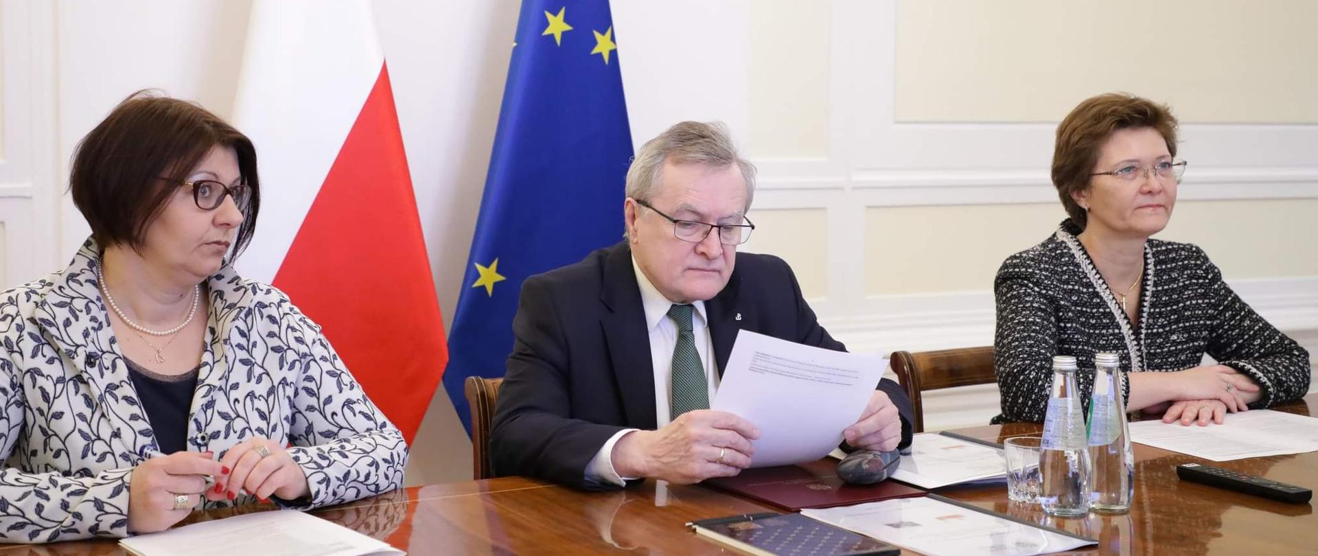 Wicepremier Piotr Gliński na Konferencji Ministrów Kultury Rady Europy: ludzie kultury nie powinni spokojnie patrzeć na niszczenie życia społecznego i artystycznego Ukrainy, fot. Danuta Matloch