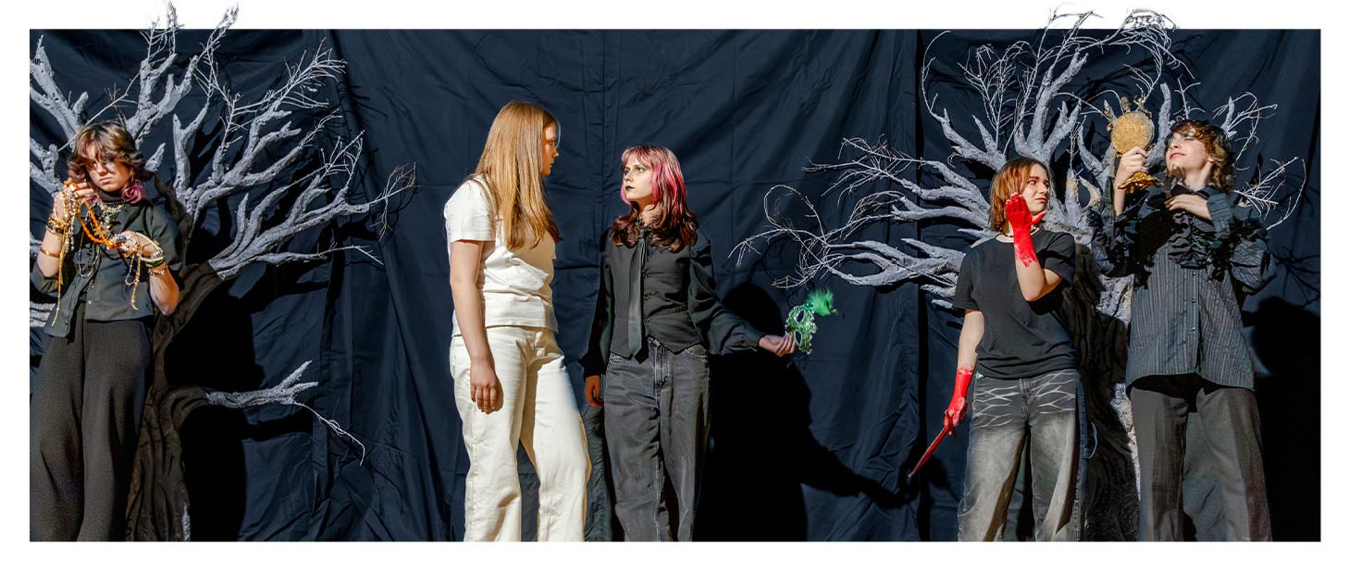 Uczniowie klasy 1A, pod opieką pani Mileny Iwanickiej-Giereś, przygotowali wyjątkowy spektakl wielkanocny, który został zaprezentowany całej społeczności szkolnej. fot. Malwina Szczygielska