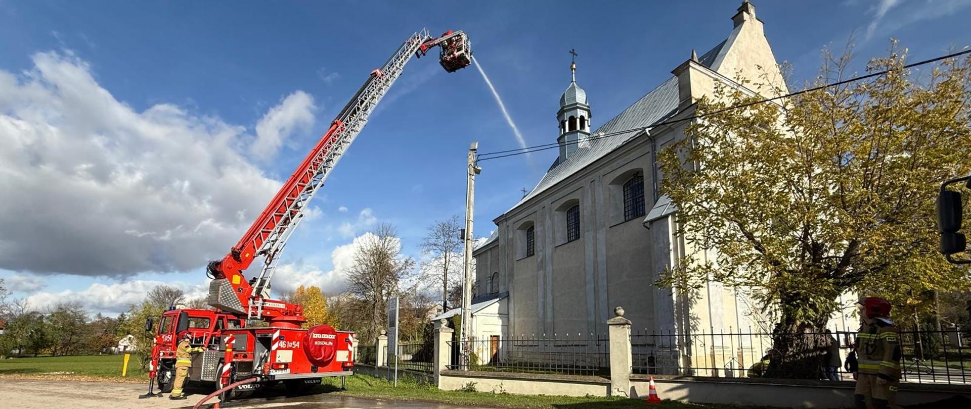 Złożone ćwiczenia na obiekcie sakralnym w gminie Racławice