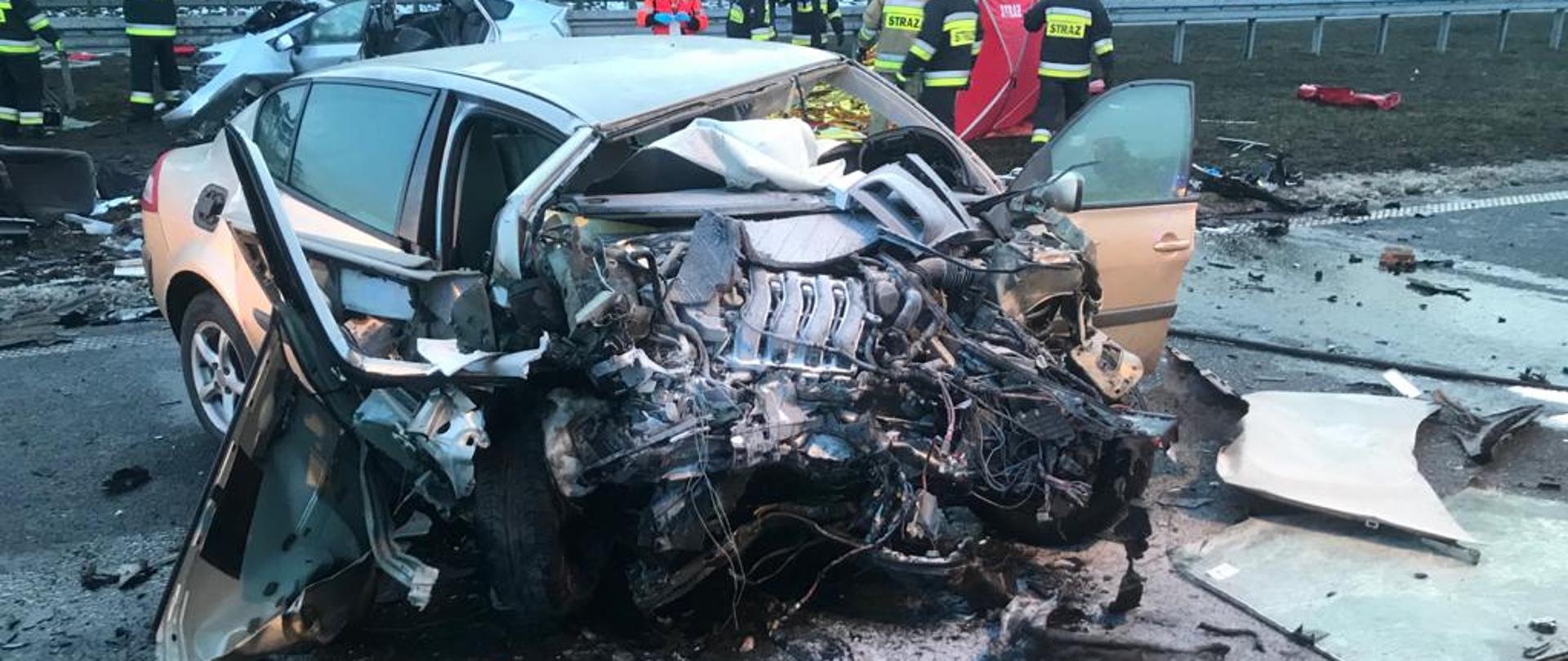 rozbity samochód1