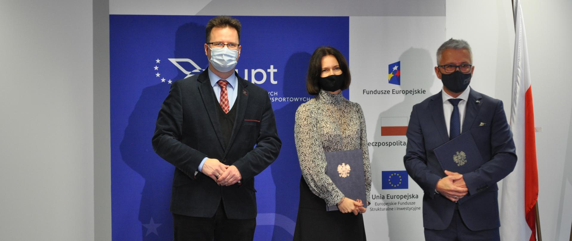 W ceremonii podpisania umowy o dofinansowanie wziął udział wiceminister Andrzej Bittel