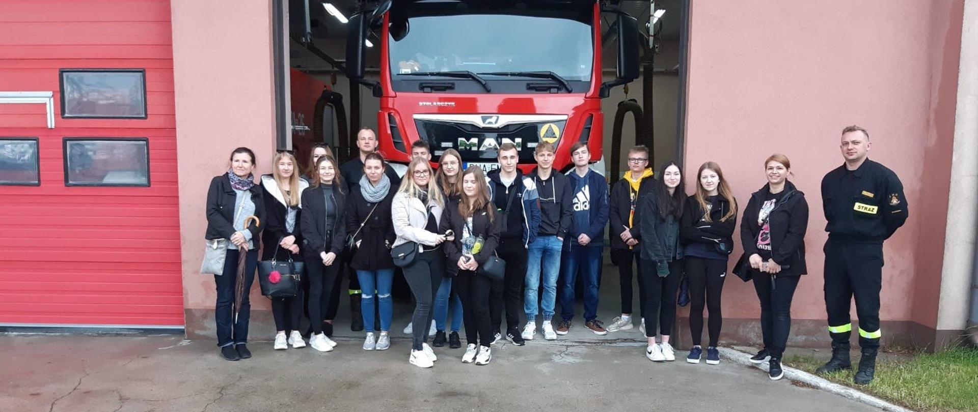 Wizyta uczniów technikum.