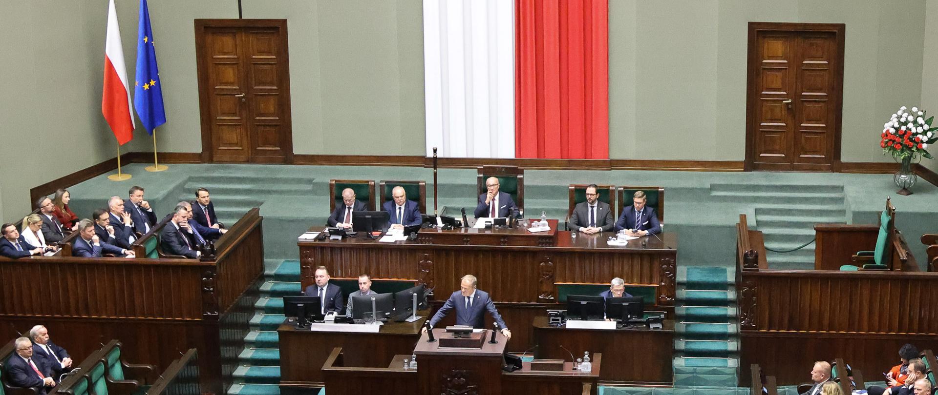 Informacja premiera Donalda Tuska w Sejmie nt. dywersji na kolei