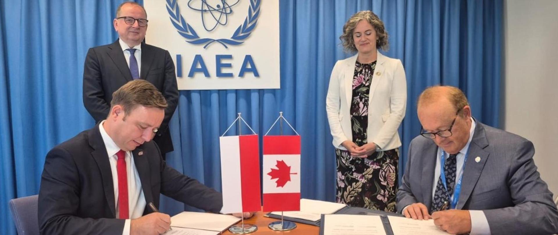 Signing of the agreement.