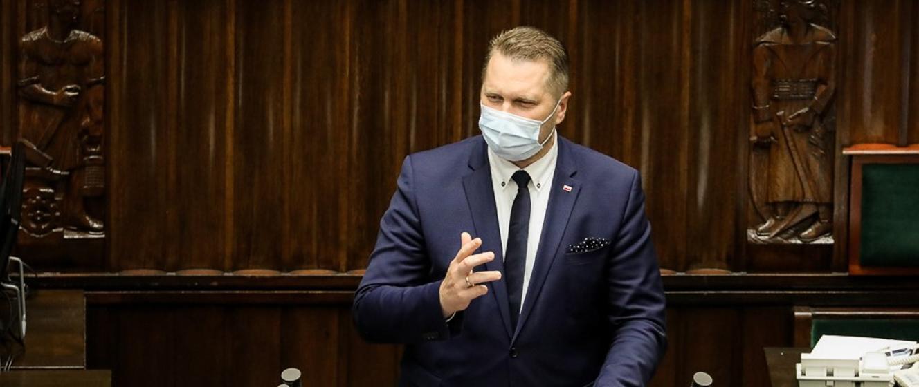 Votarea în Camera Deputaților – sprijin pentru activitățile ministrului educației și științei Przemyslav Ksarnik – Ministerul educației și științei