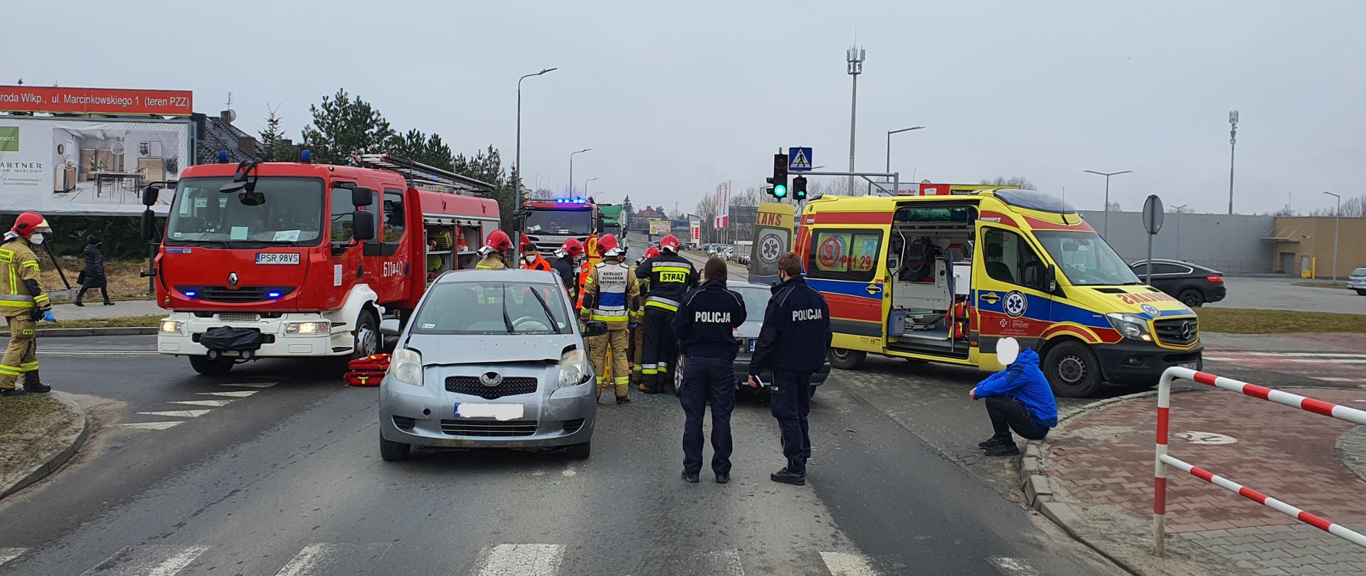 Kolizja drogowa na Weychana