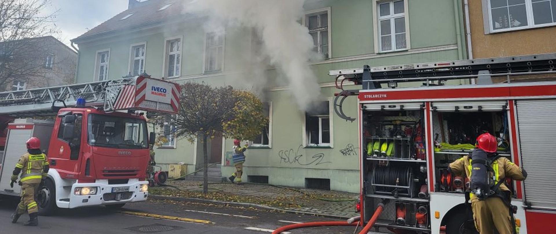 Pożar mieszkania w Gnieźnie przy ulicy Łaskiego