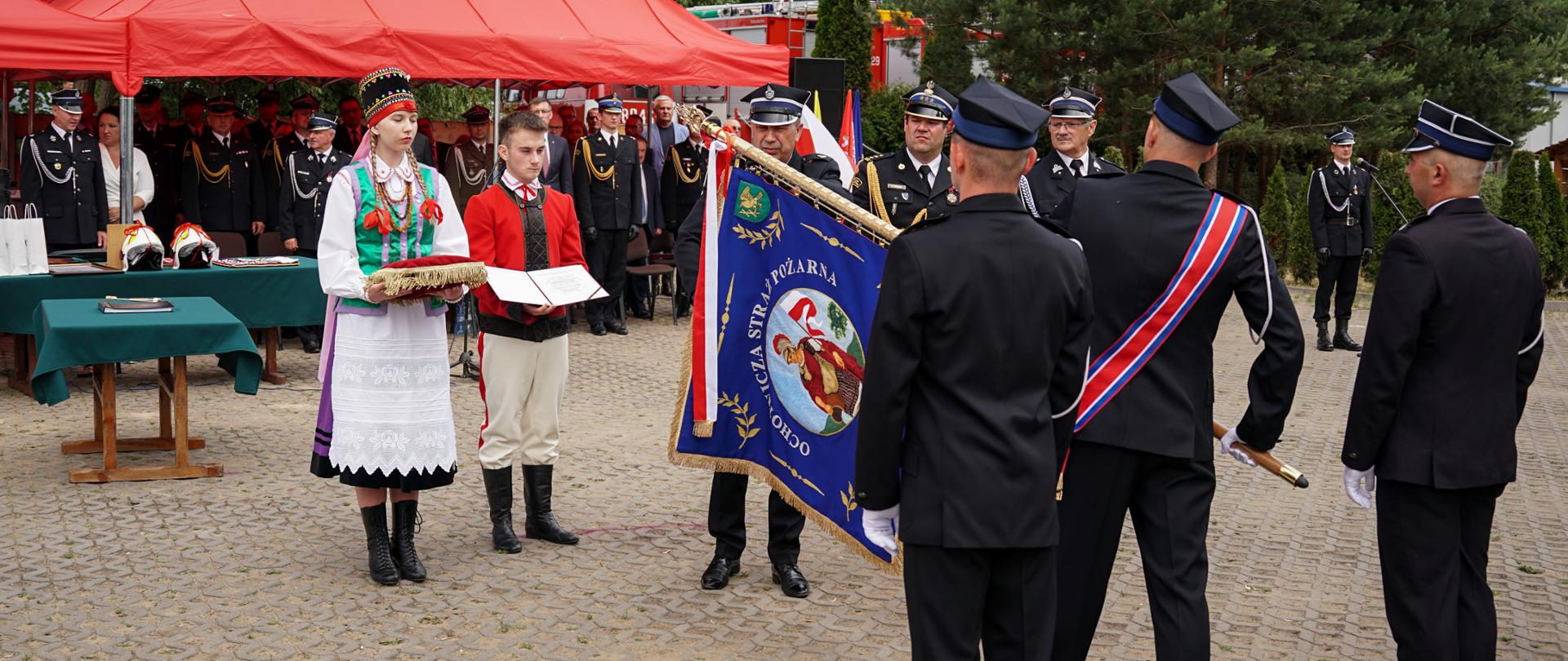 Jubileusz 100-lecia oraz nadanie sztandaru OSP Brodowe Łąki (powiat ostrołęcki)