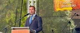 Dożynki Powiatu Lidzbarskiego w Pilniku. Wicewojewoda Mateusz Szauer wziął udział w święcie plonów