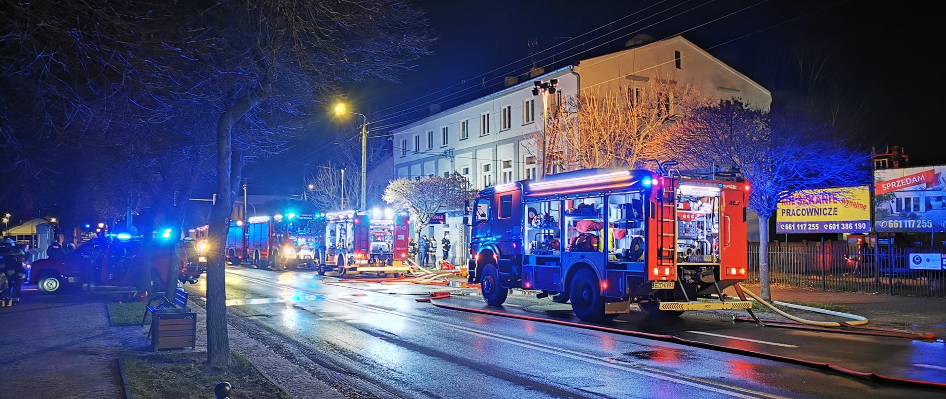 13.01.2023 r. - Pożar kamienicy, Zduńska Wola ul. Łaska