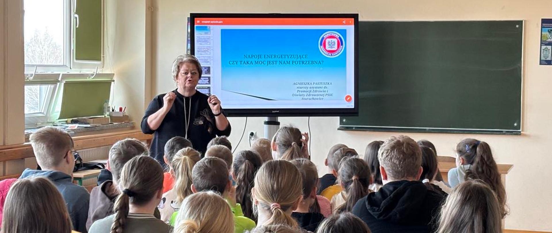 NAPOJE ENERGETYZUJĄCE - CZY TAKA MOC JEST NAM POTRZEBNA?