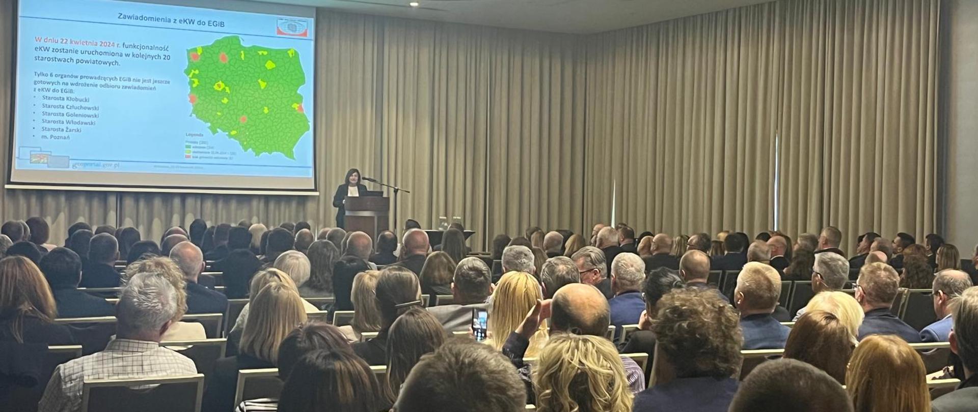 Główny Geodeta Kraju Alicja Kulka otwiera konferencję Służby Geodezyjnej i Kartograficznej