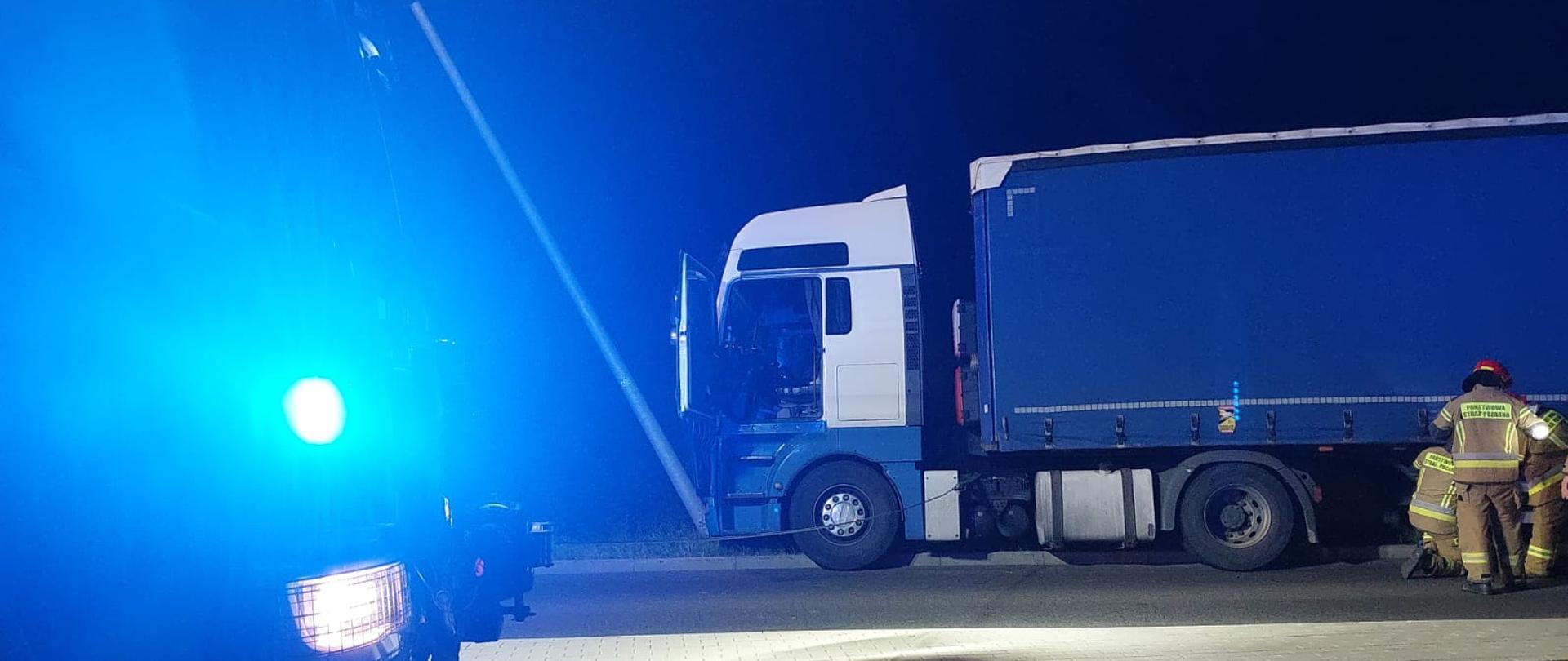 Działania ratownicze na obwodnicy Pińczowa