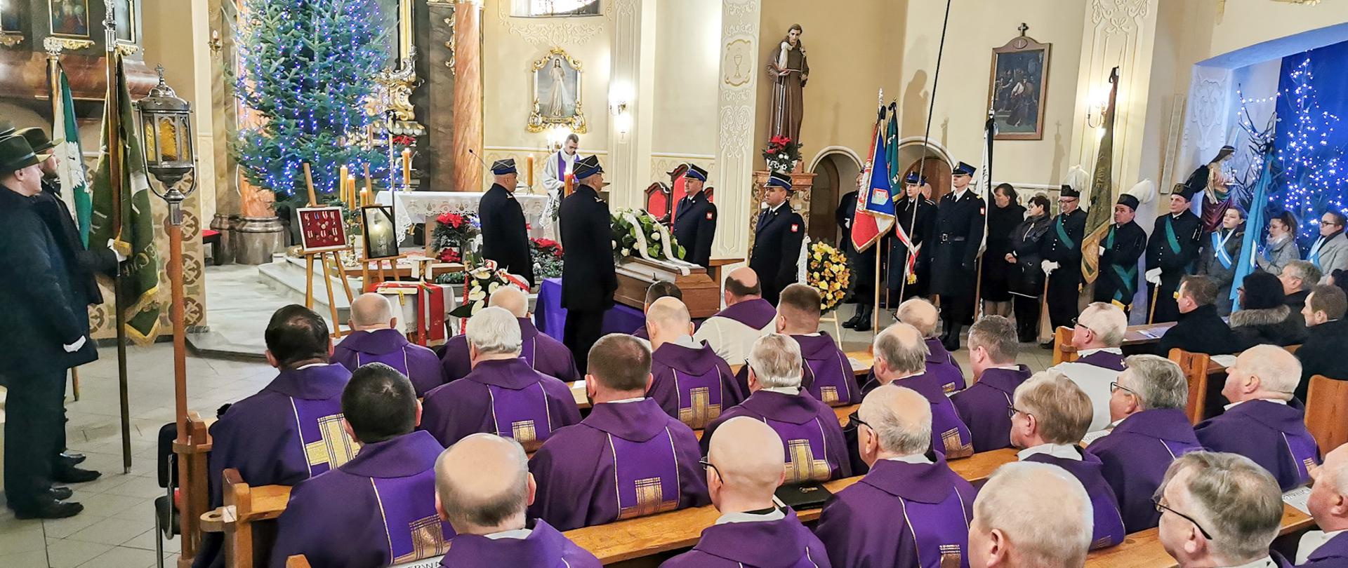 Ostatnie pożegnanie ks. Piotra Falińskiego oraz st. bryg. w st. spocz. Ryszarda Dwornika