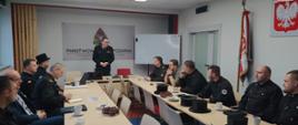 Komendant Powiatowy Straży Pożarnej przywitał zaproszonych gości