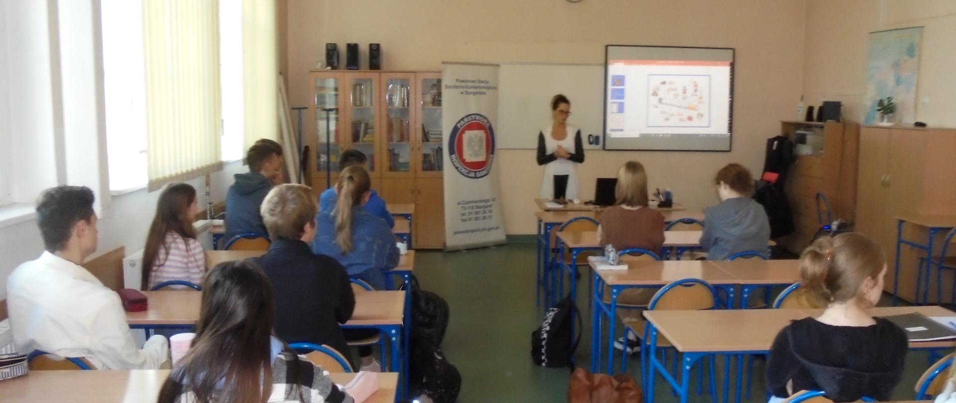 Spotkanie edukacyjne z uczniami