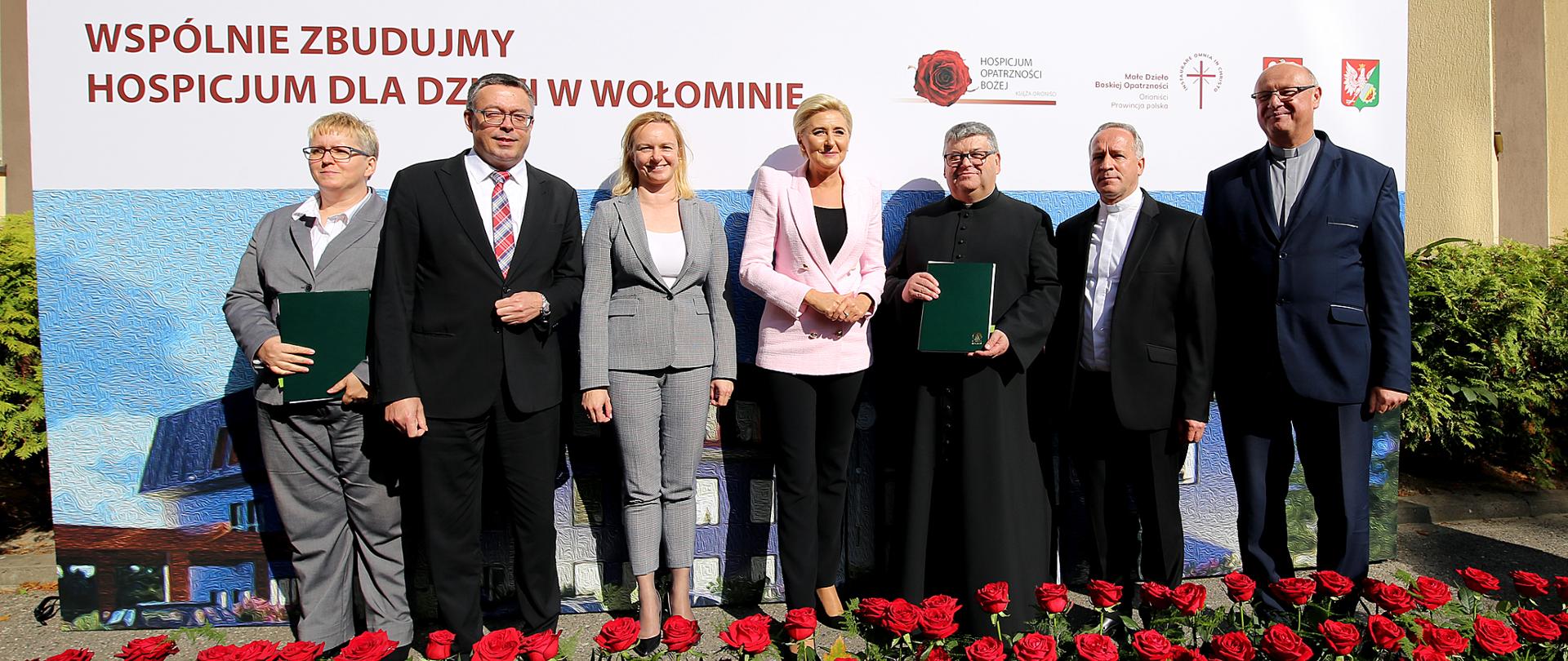 Uroczystość podpisania umowy w Wołominie