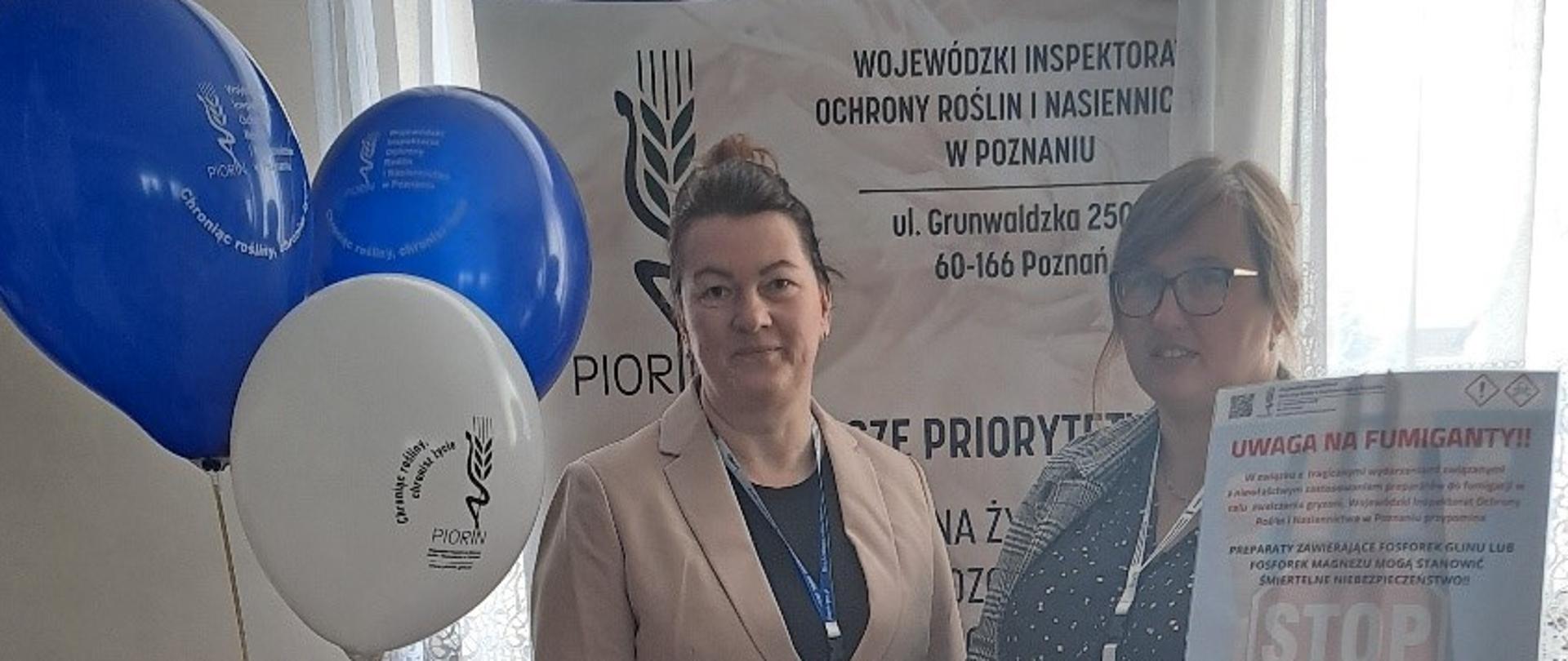 Stoisko WIORiN w Poznaniu obsługiwane przez pracowników Oddziału w Rawiczu