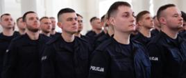 Ślubowanie nowo przyjętych policjantów