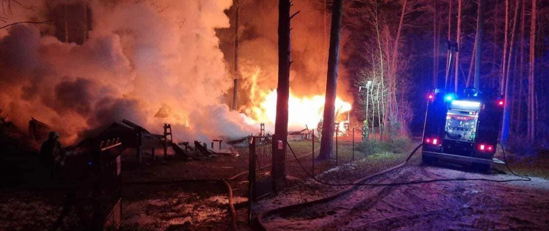 Pożar domków letniskowych