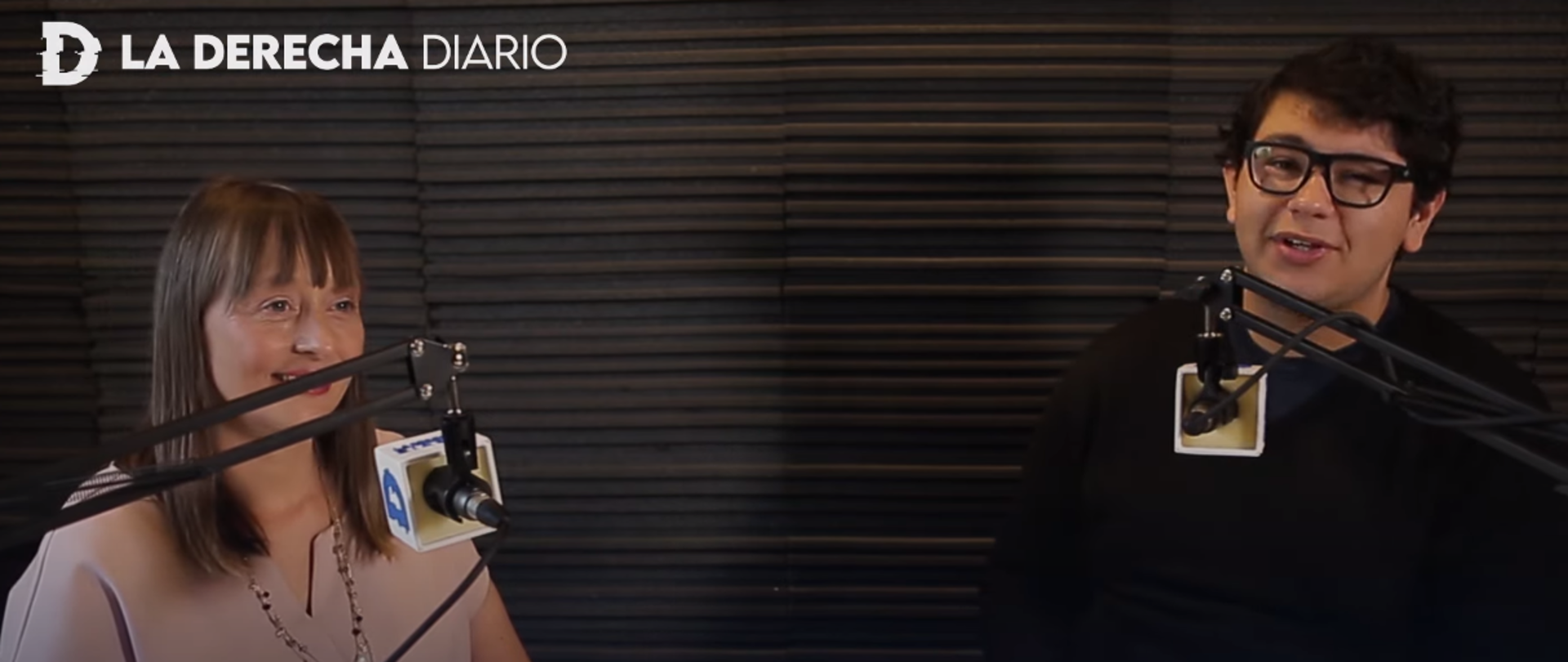 Recientemente Aleksandra Piątkowska habló sobre la situación en Ucrania con periodistas de TV en TN Internacional y en la radio La Derecha Diario en el programa “Mano a mano” conducido por el famoso periodista Ezequiel Acuña.