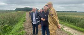 Wizja terenowa Zastępcy Prezesa Wód Polskich na Żuławach. Trwają działania po intensywnych opadach i inwestycje wzmacniające ochronę przeciwpowodziową