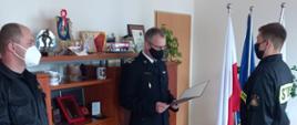 Uroczyste ślubowanie strażaka Adriana Makowieckiego