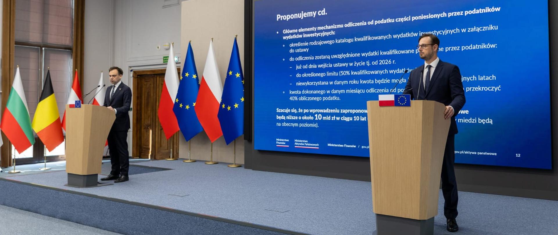Wydobycie polskiej miedzi z niższym podatkiem. Minister Jakub Jaworowski oraz minister Andrzej Domański w trakcie konferencji. 