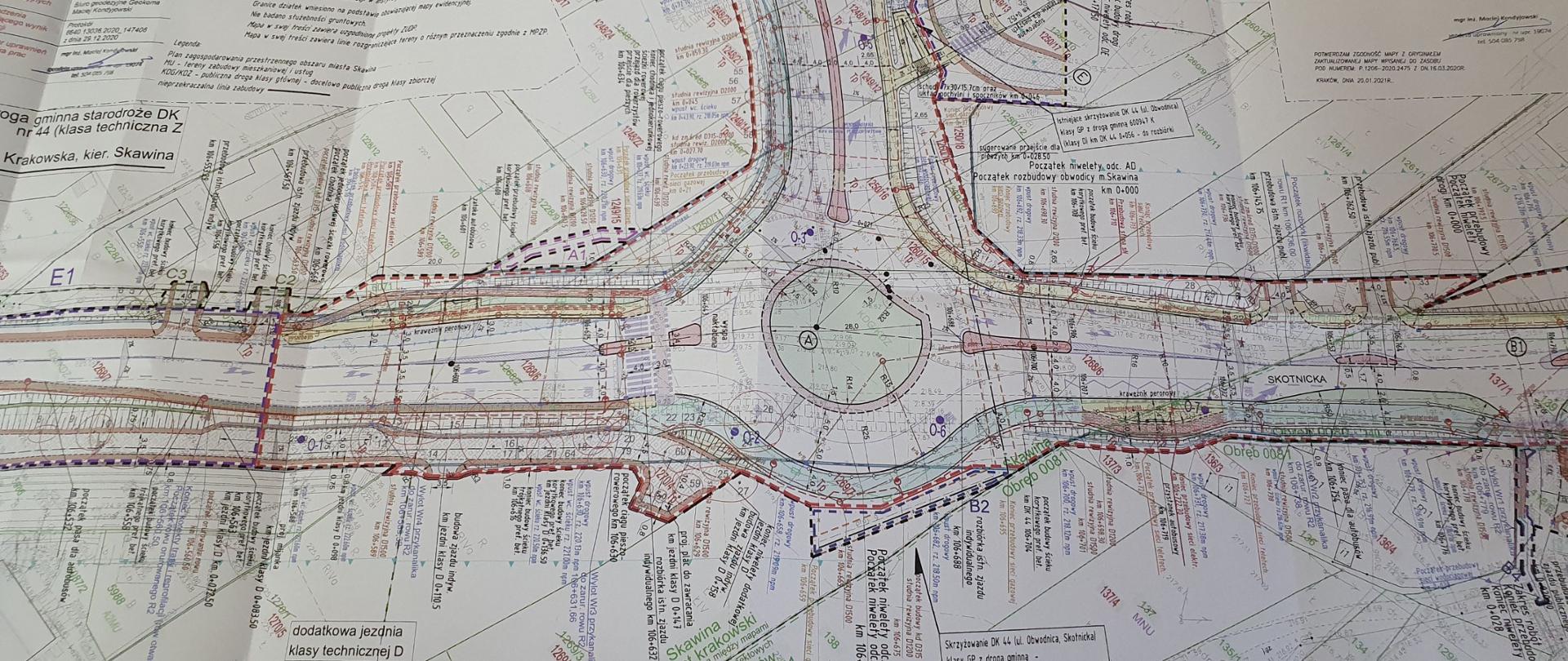Plan ronda w Skawinie. Szczegółowy rysunek techniczny z kolorowymi liniami, oznaczeniami i opisami.