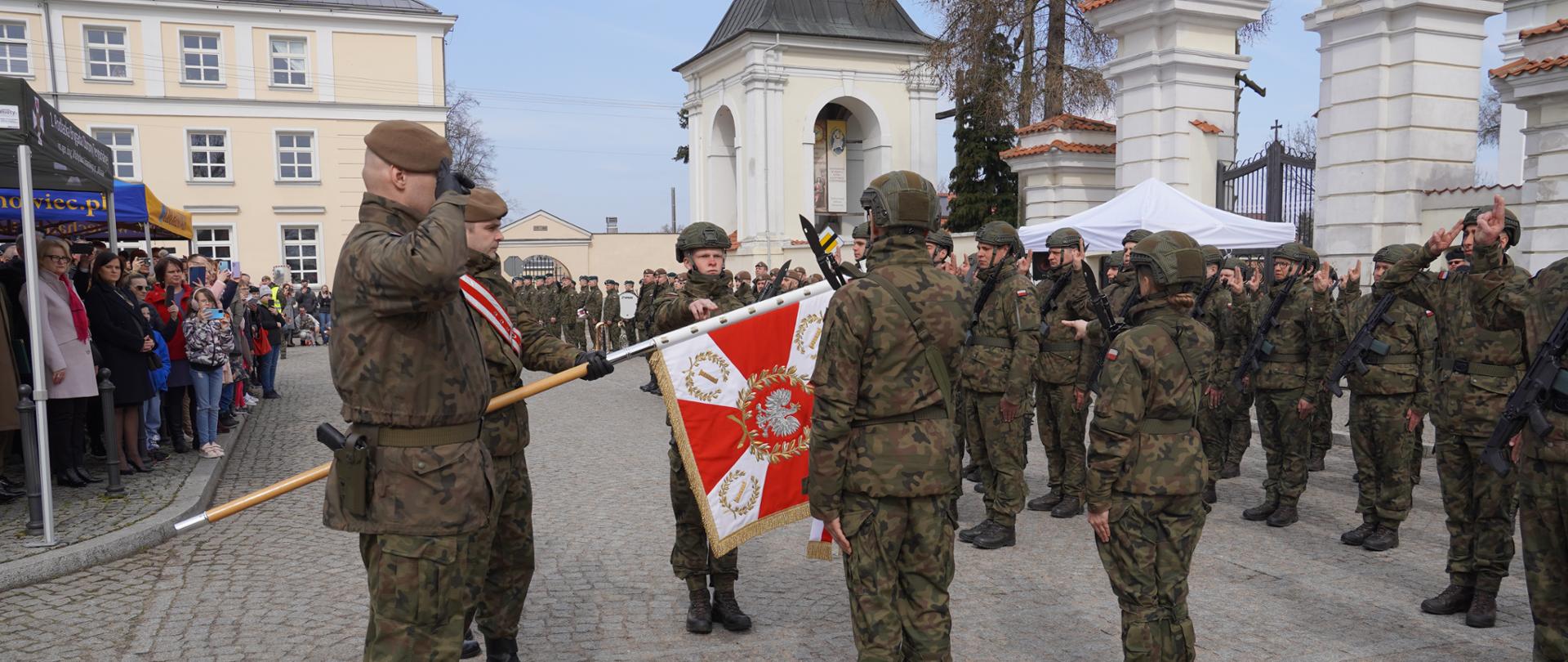 Terytorialsi złożyli przysięgę wojskową w Ciechanowcu