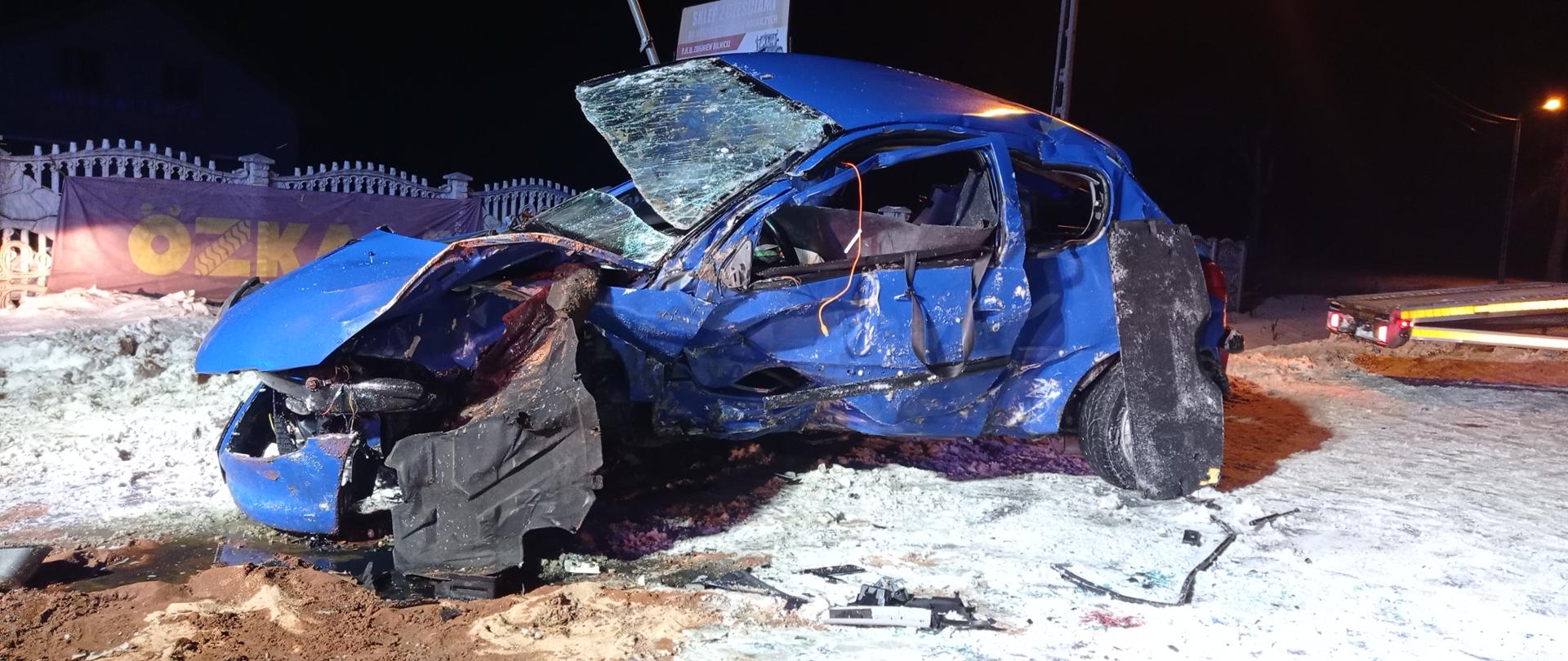 Wypadek samochodu osobowego Chlewice