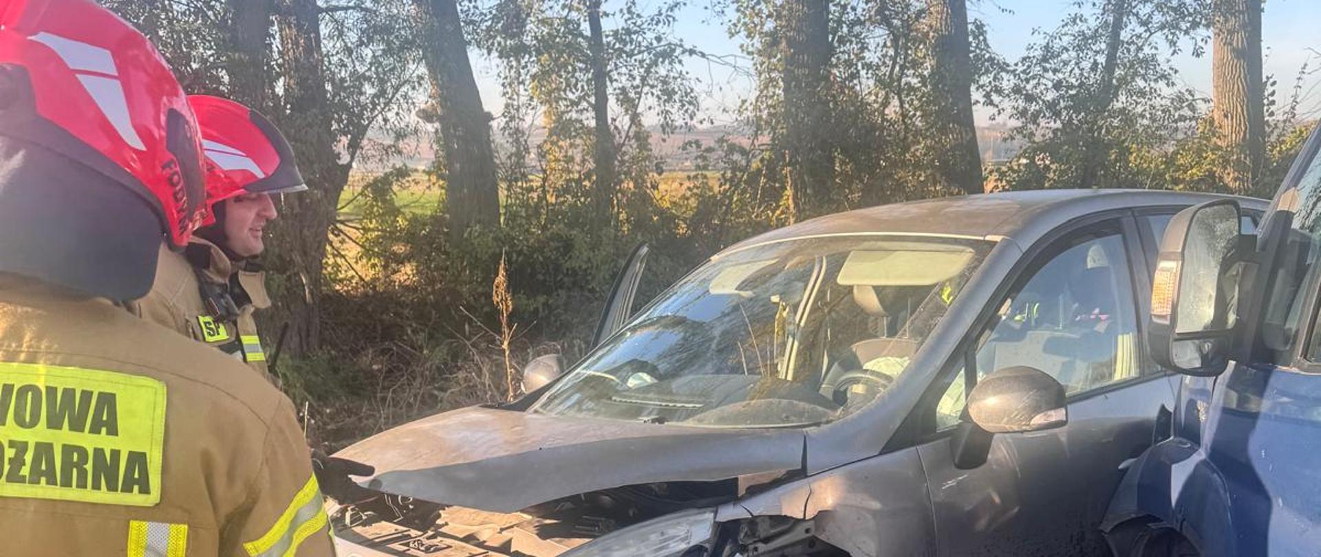 Kolizja dwóch samochodów w miejscowości Sielec Biskupi – powiat kazimierski