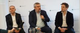 Uczestnicy dyskusji prof. Dumanowski, minister Ardanowski i prezes Łapanowski