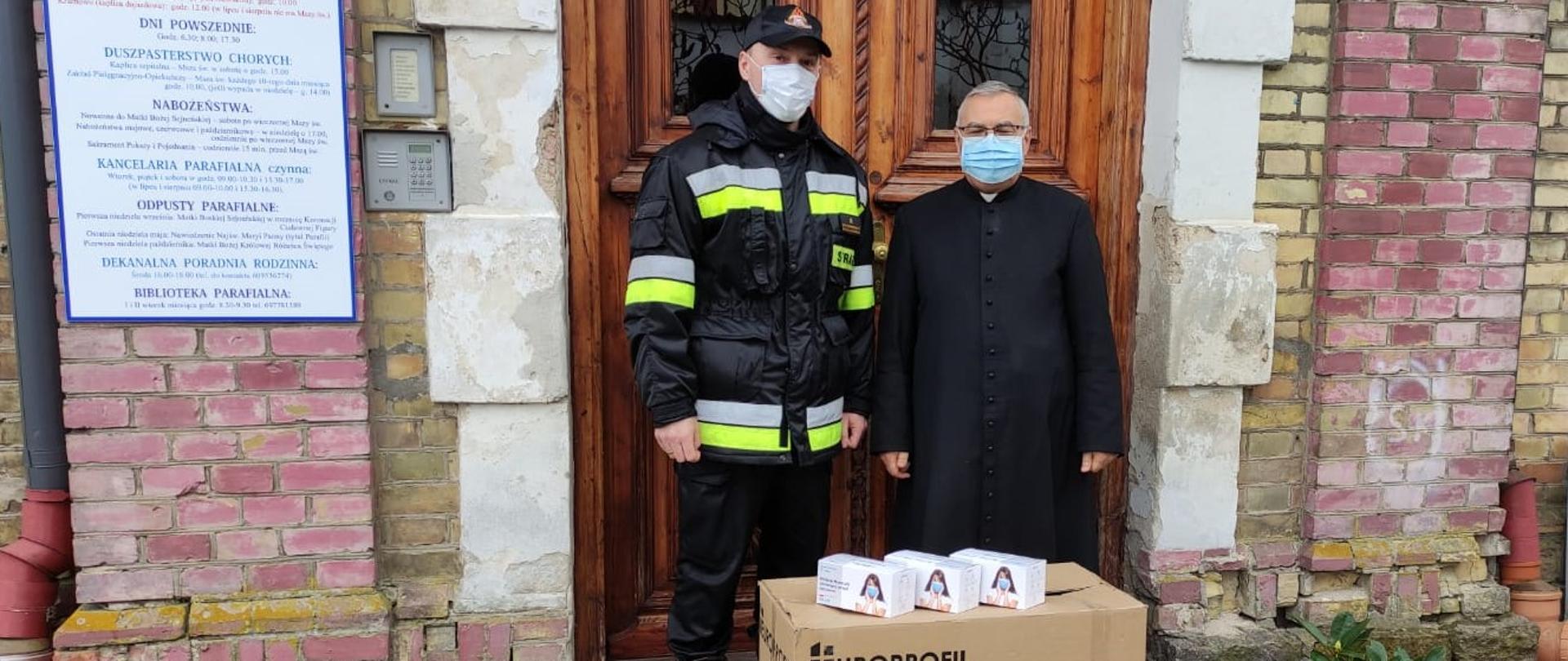 Rozwożenie maseczek do parafii w powiecie sejneńskim