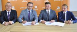 Podpisanie umowy na budowę ciągu pieszo-rowerowego w miejscowości Zofianka Górna