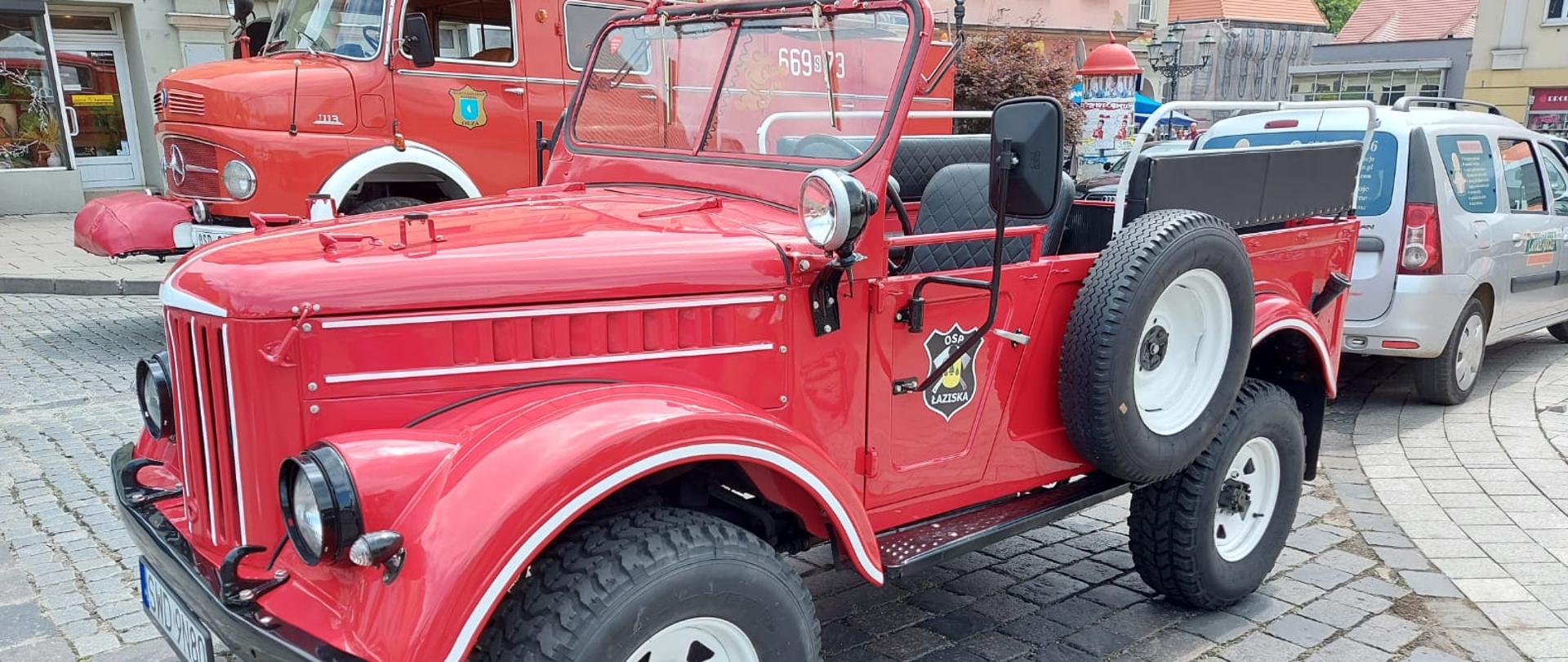 Na zdjęciu zabytkowy wóź strażacki