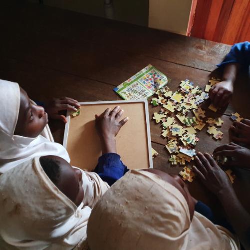 Kraina sióstr - budowa świetlicy dla dziewcząt w górach Usambara fot. Amb. RP w Tanzanii