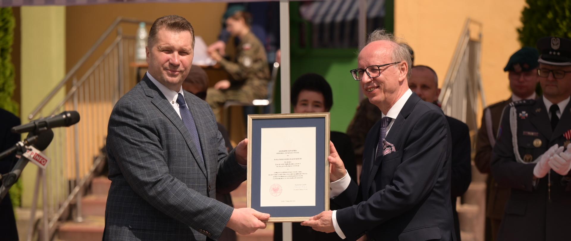 Uroczysty apel połączony z otwarciem wirtualnej strzelnicy