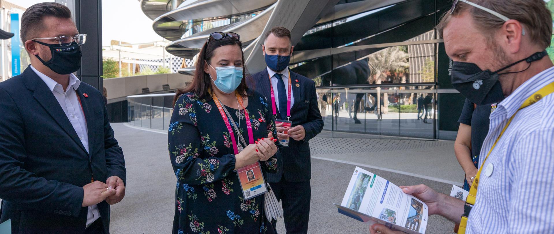 Minister Jarosińska-Jedynak oraz Prezydent Krupa na Expo w Dubaju 