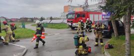 Ćwiczenia staszowskich strażaków na obiekcie staszowskiego szpitala.