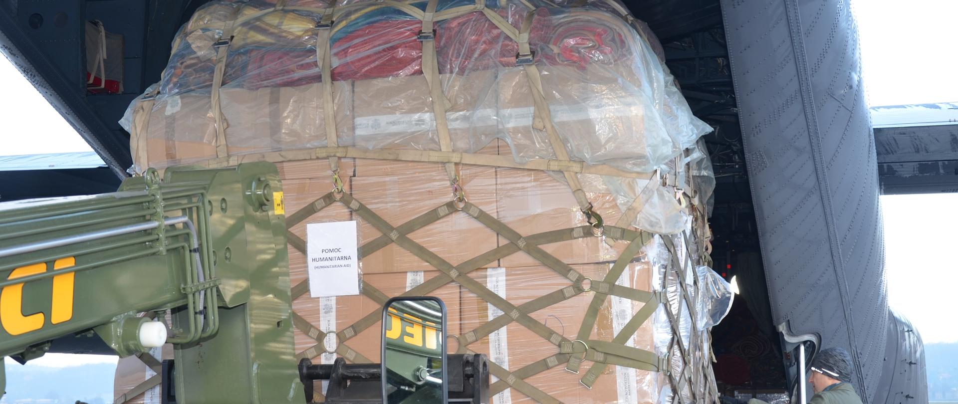 Polska pomoc humanitarna dla Iraku, fot. 8 Baza Lotnictwa Transportowego